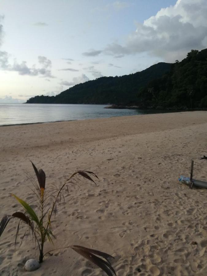 Rainbow Tioman Cottage Kampong Juara Exterior foto